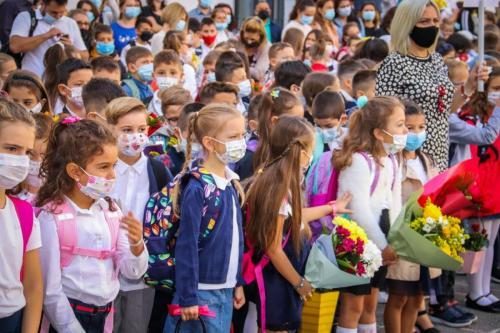 242013369_185822026997717_5376116186516806011_n-2